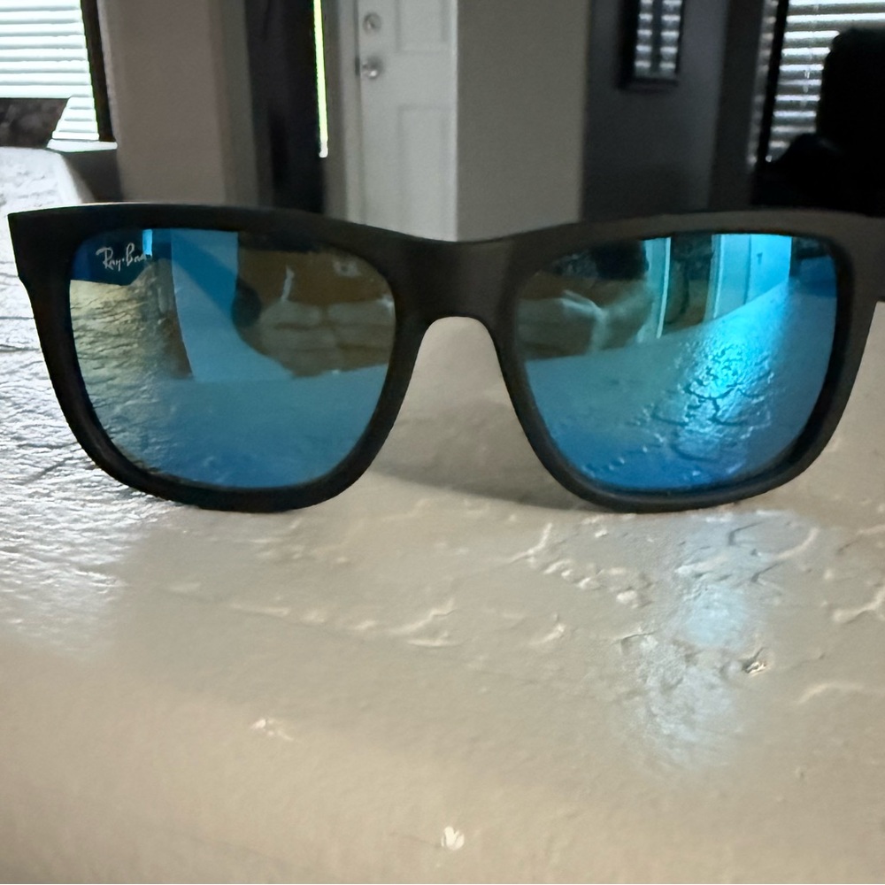 Ray Ban Justin Sunglasses - Polarized